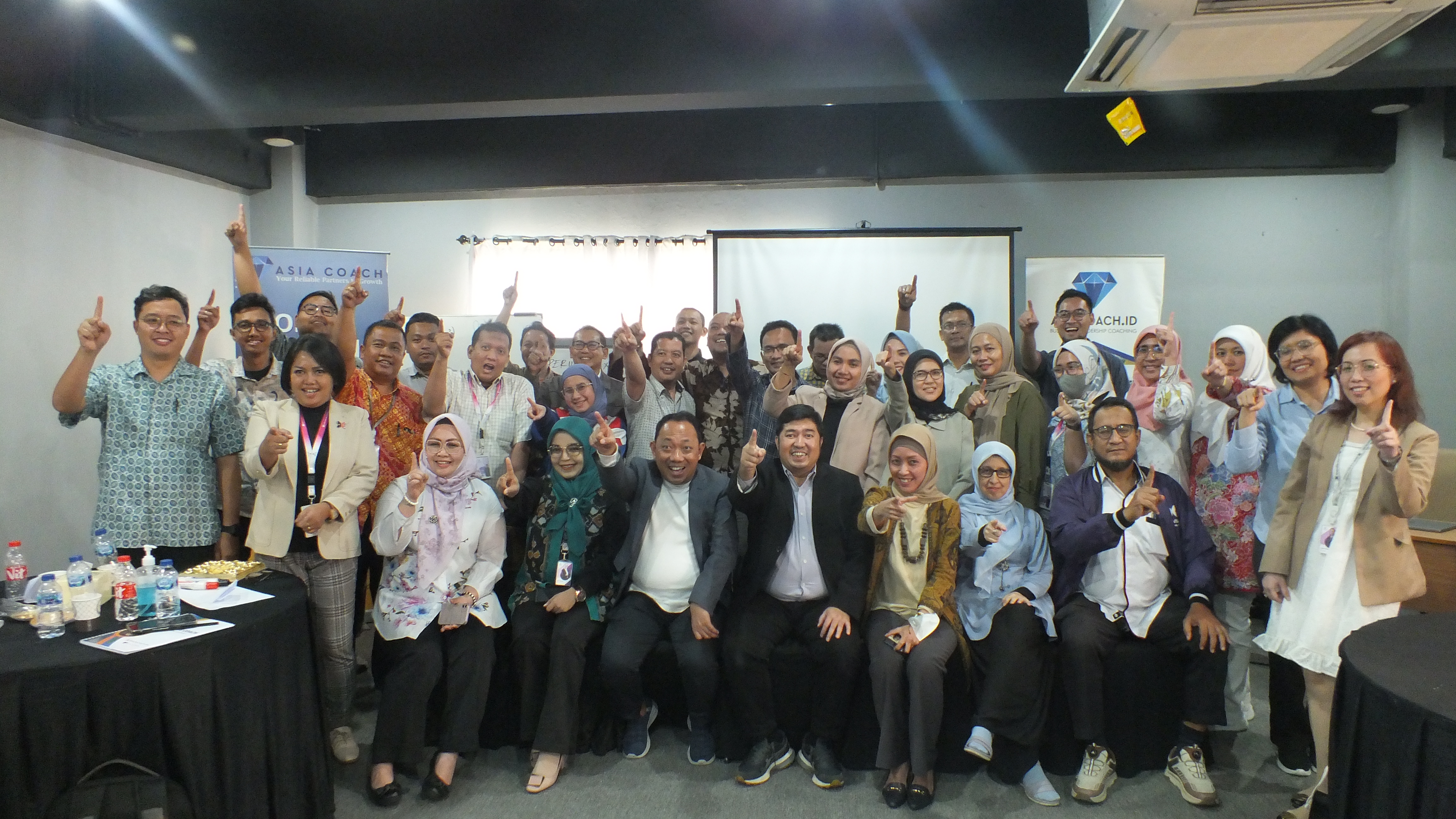 Kegiatan workshop leadership dan coaching yang interaktif